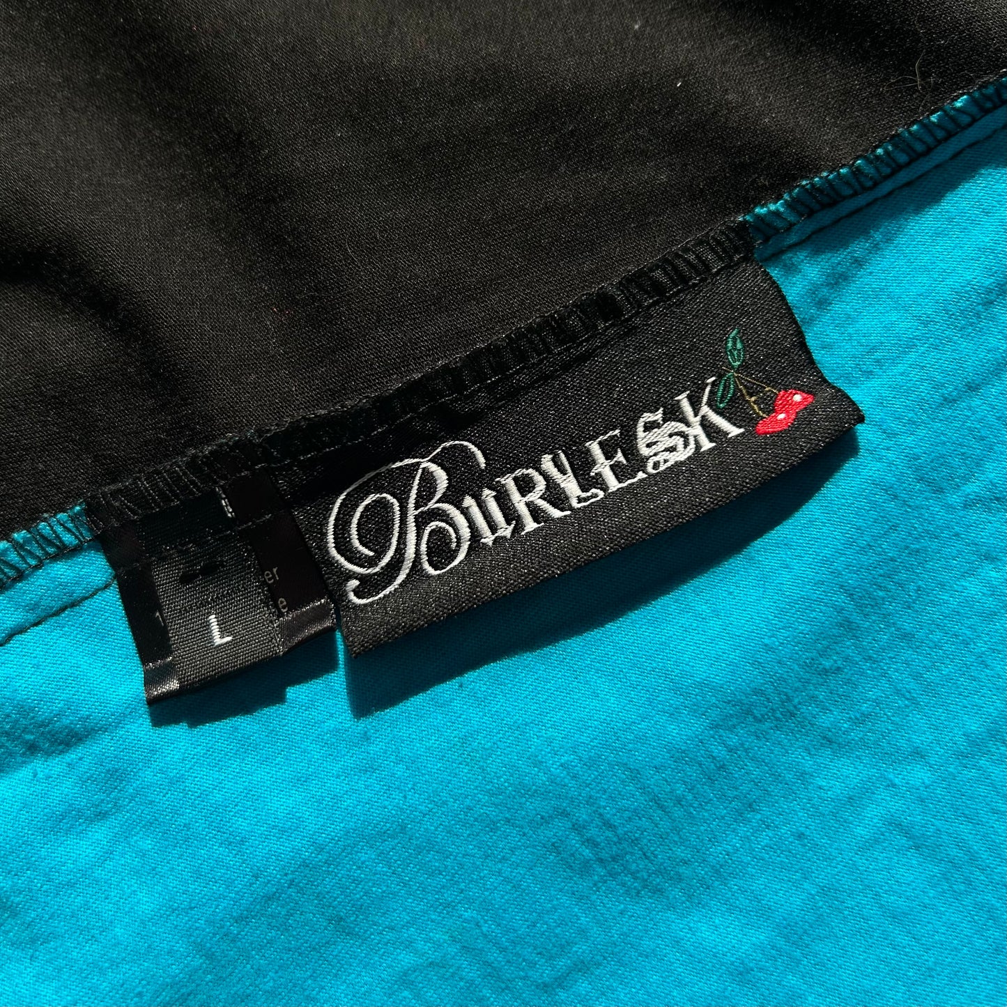 Bluzka z gorsetowym wiązaniem